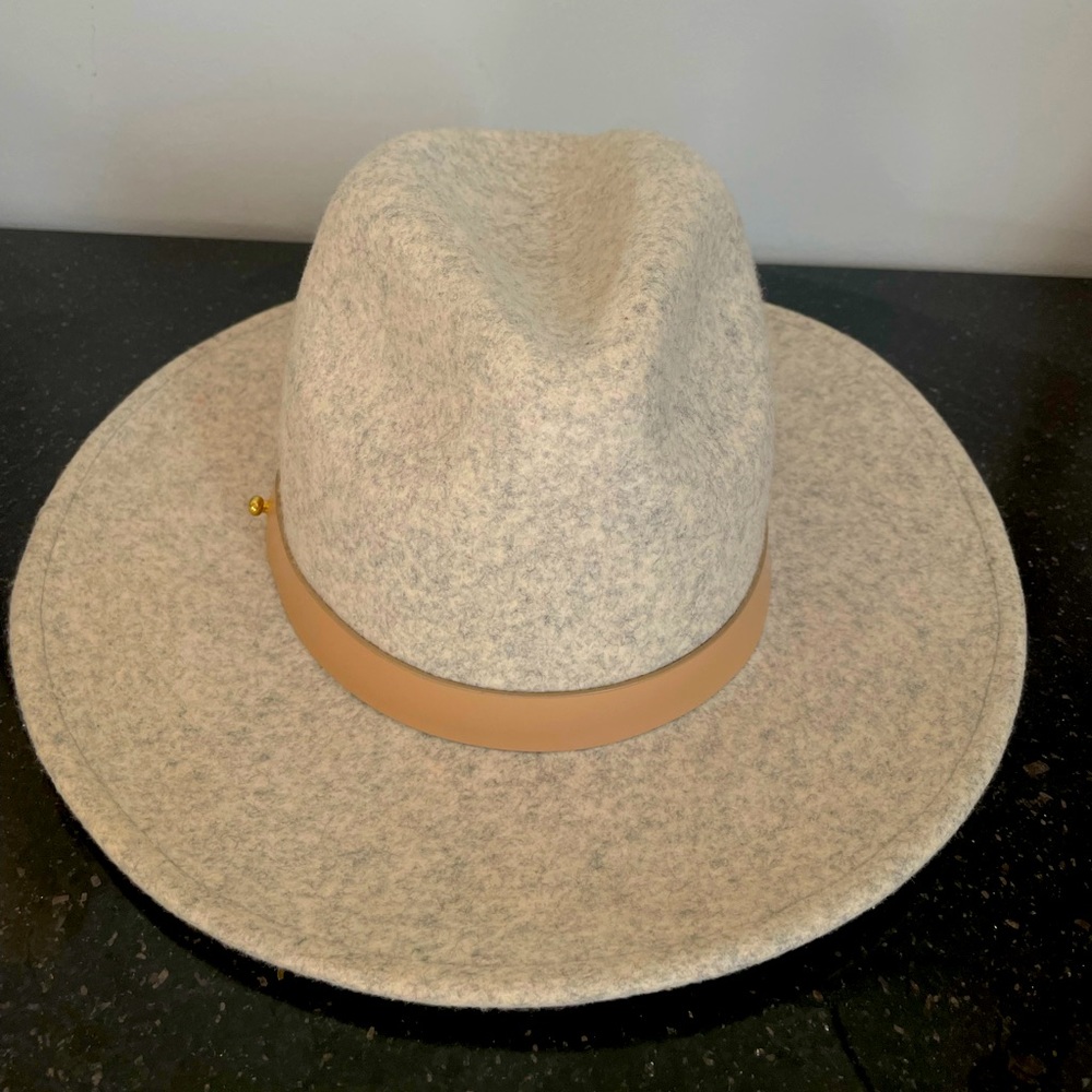 Lack of Color Hat